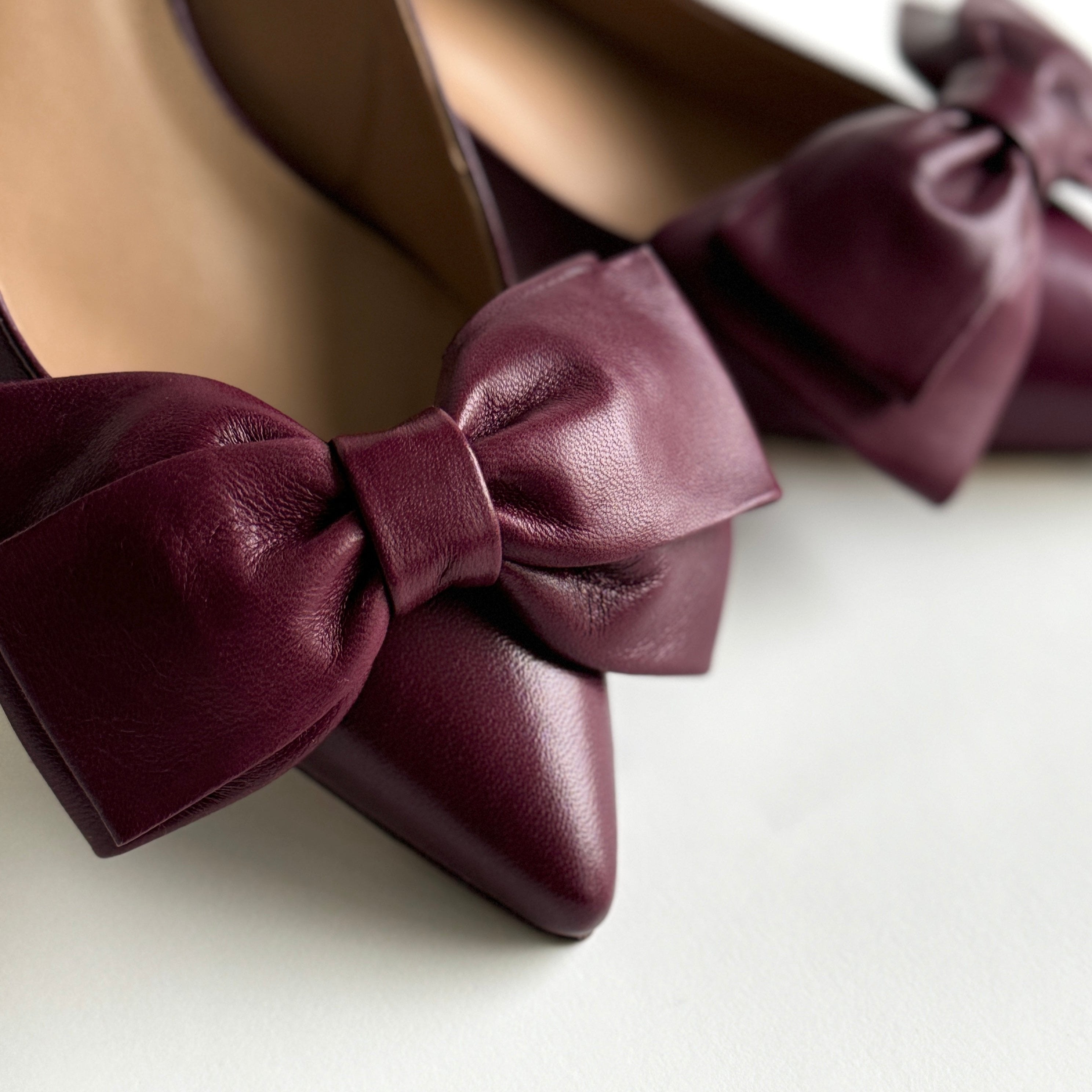 Olive slingback kitten heels in bordeaux with bows