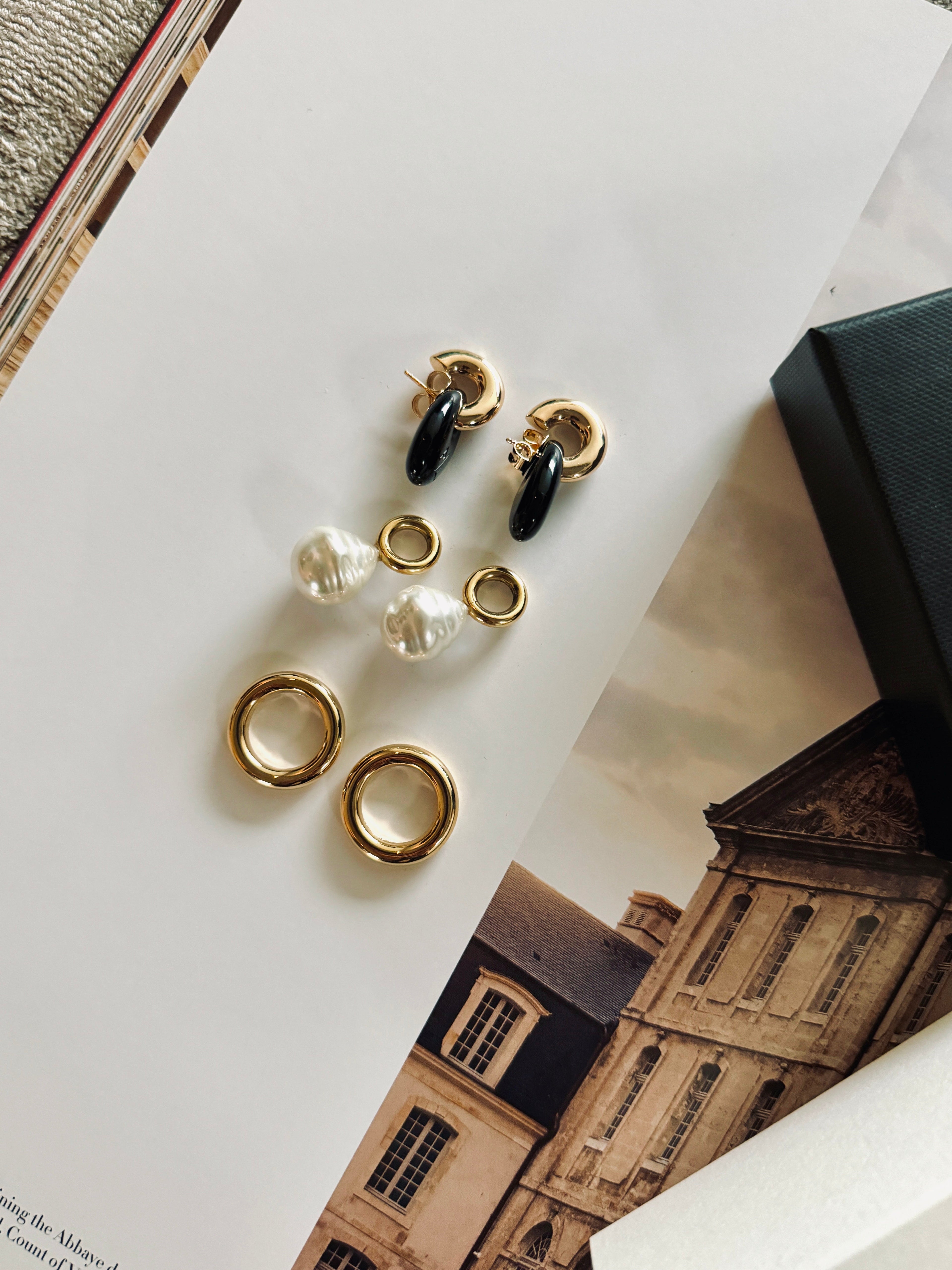 interchangeable earring set with pearls and drops and loops