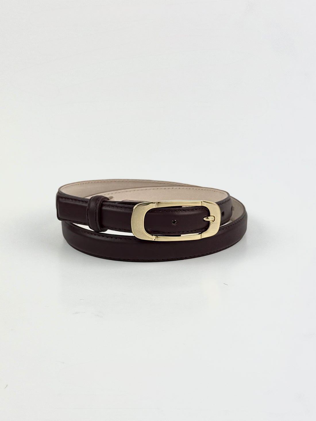 Burgundy thin belt with golden buckle