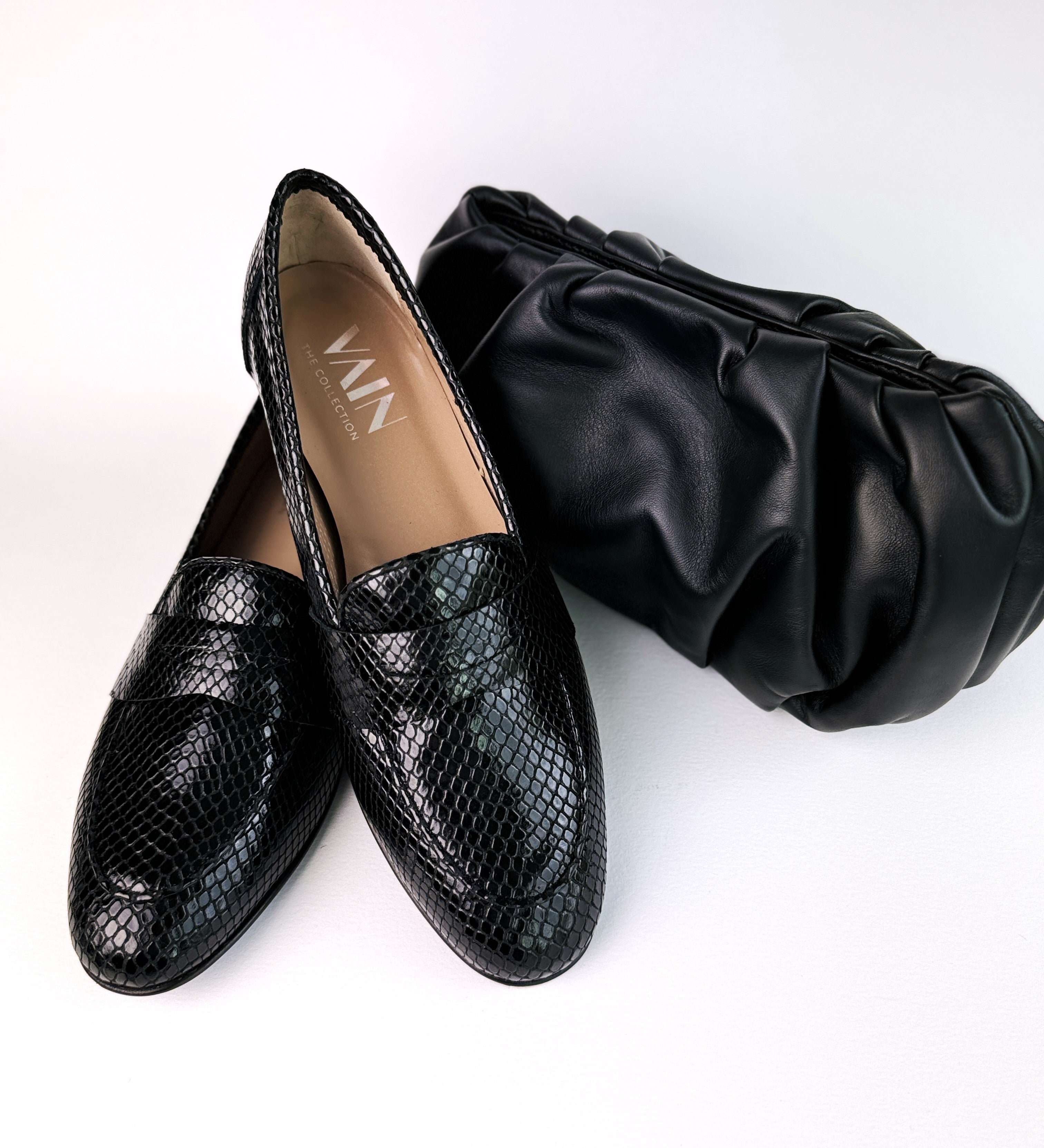SIMONE Loafers - Black