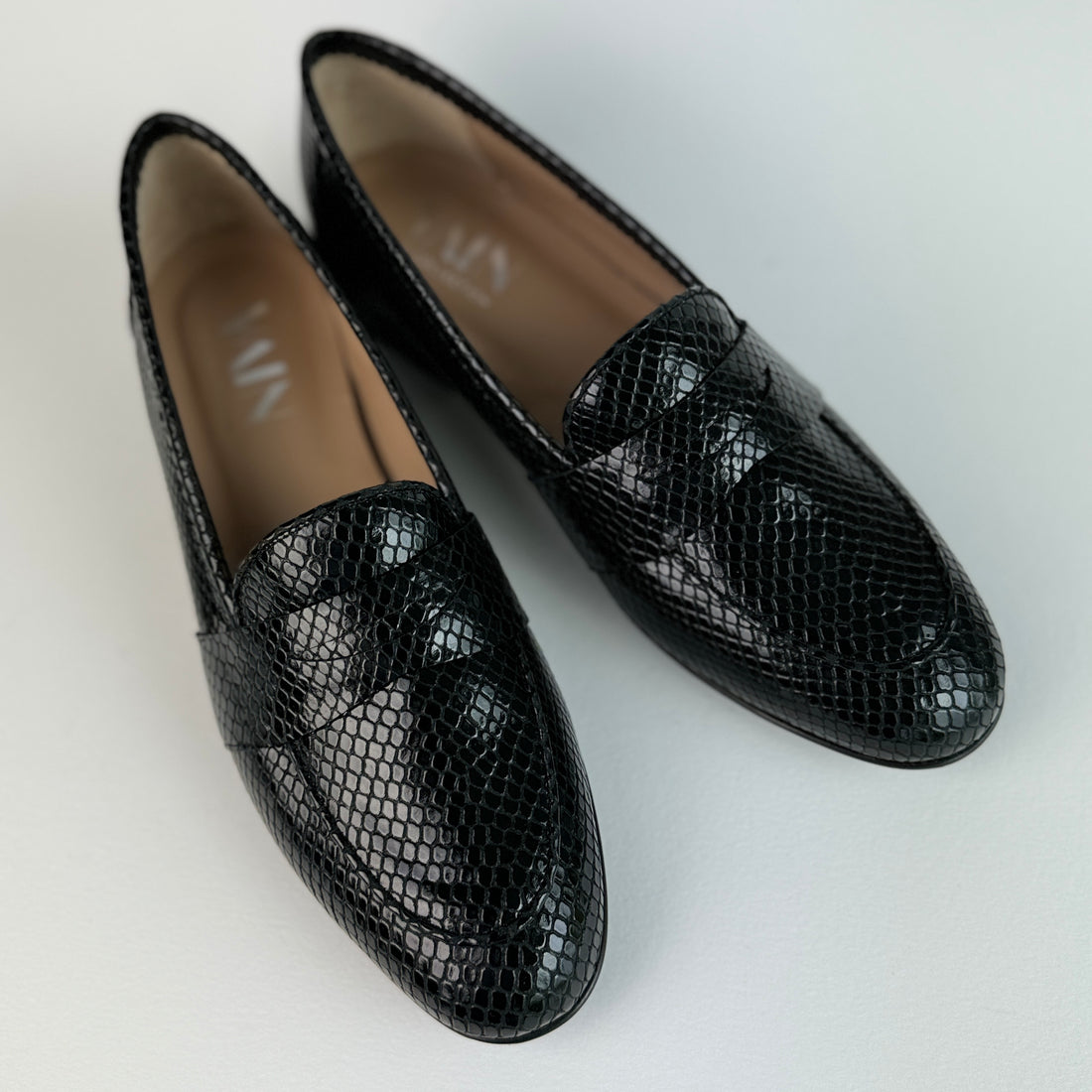 SIMONE Loafers - Black