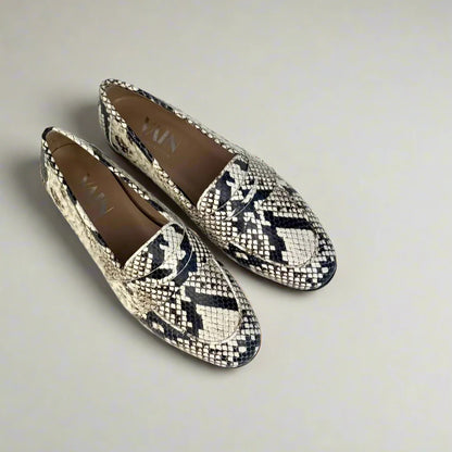 top view of faux python women&